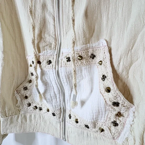 POL Cream Hooded Set with Stud Details - Picture 4 of 12